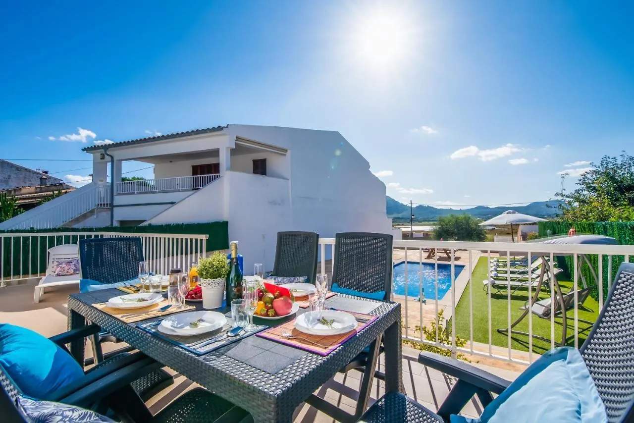 Ideal Property Mallorca - Can Micalo location